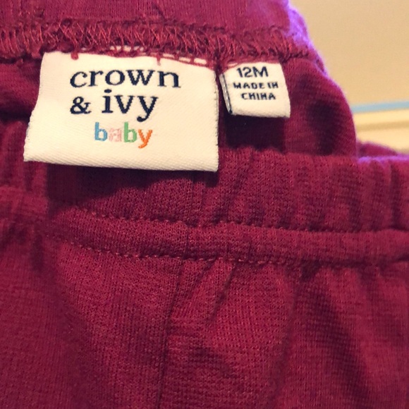 Crown & Ivy Baby Outfit - Picture 4 of 4